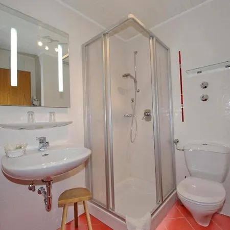 Frauendorf Apartment *